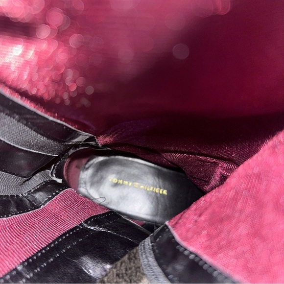 Tommy Hilfiger Black Leather Riding Boots, Gold Accents, Size 9M, Elegant Style - Picture 14 of 16